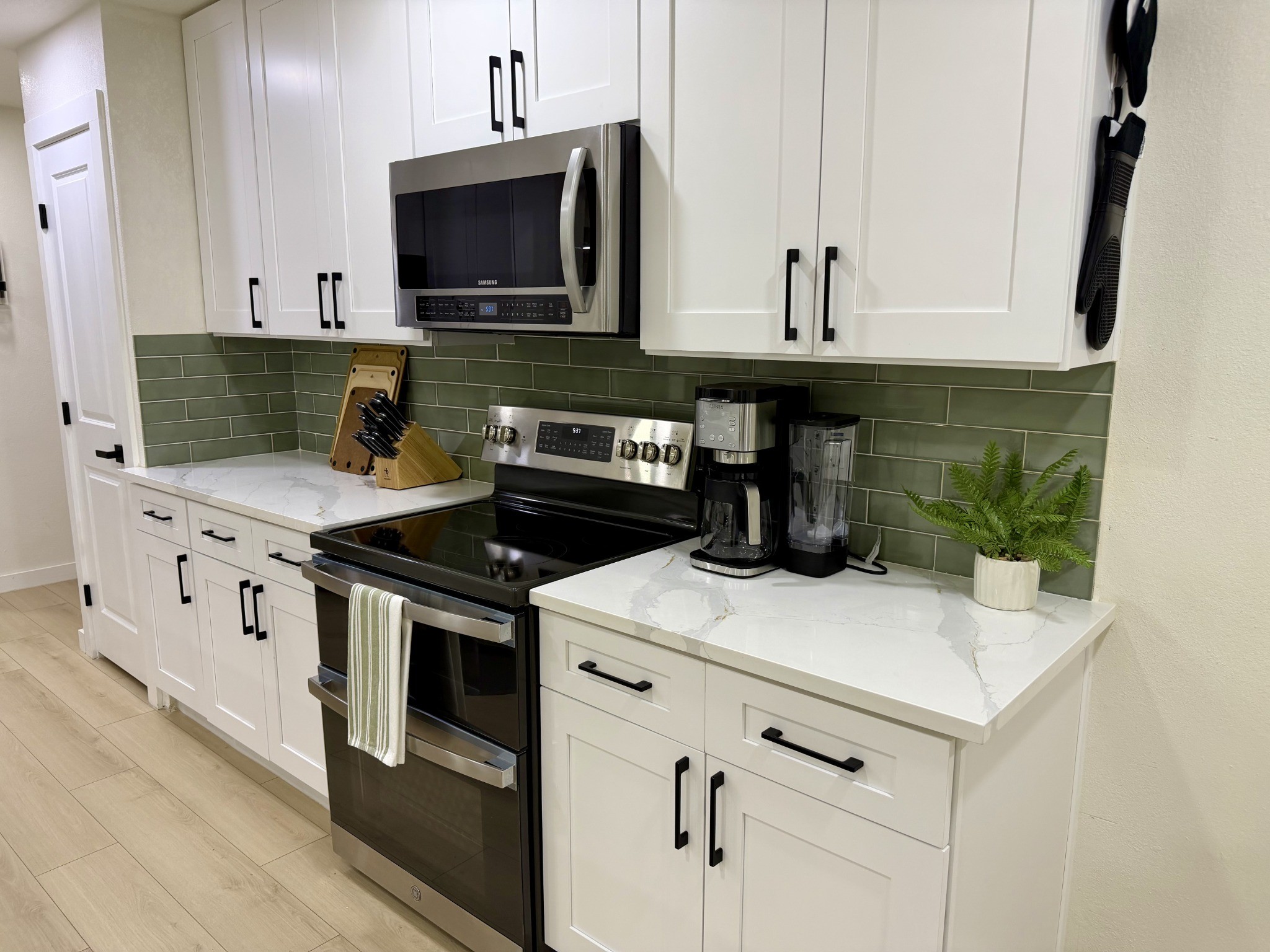 Fully equipped kitchen